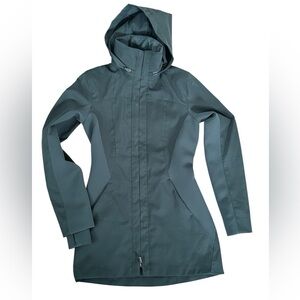 Lululemon like a glove jacket teal shadow sz 4 Jacket All weather Wind Rain
A221